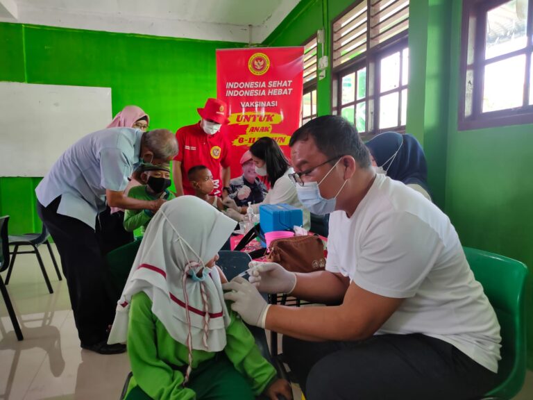 Binda Kepri Bersama Dinkes dan Disdik Kembali Gelar Vaksinasi Pelajar