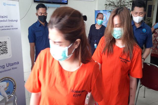 3800 Butir Ektasi dan Dua Wanita Cantik Diamankan BNNP Kepri