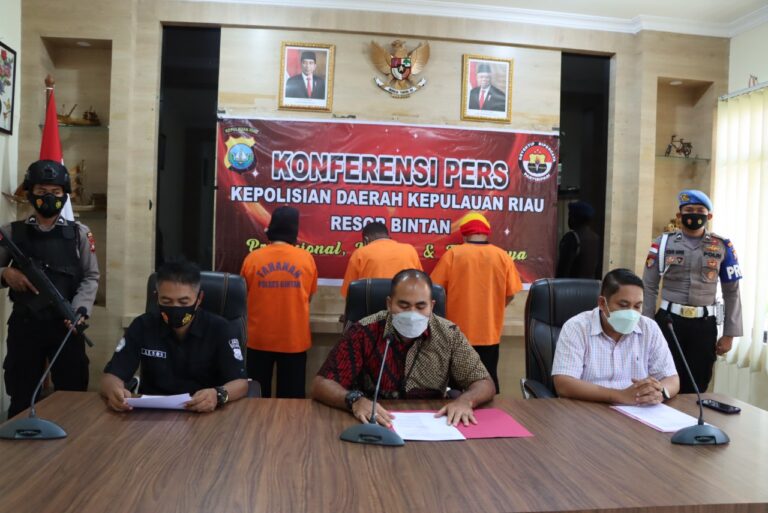 Tambang Pasir Ilegal Digrebek Polres BintanPolres Bintan Grebek