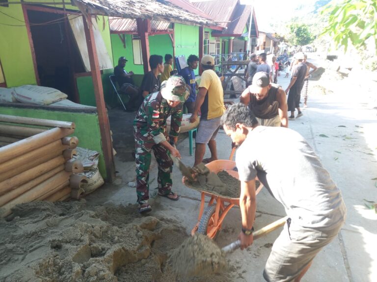 Satgas Yon Arhanud 11/WBY bantu warga