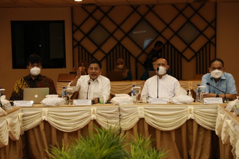 Pemerintah Tindak Lanjut Rencana Pembangunan Pelabuhan "Batam New Port"