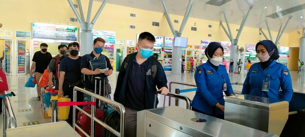 Ditpam BP Batam Menemukan 15 Laptop Tak Berpemilik di Pelabuhan Ferry Domestik Sekupang